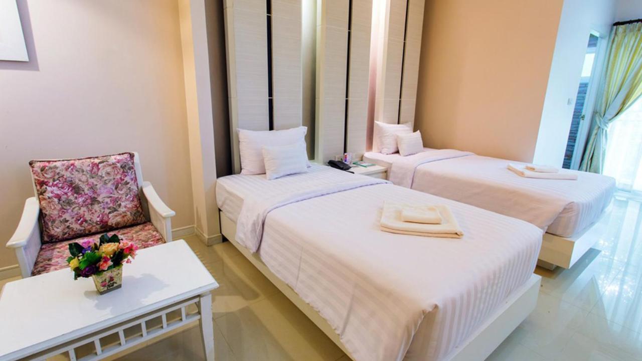 Boutique Room