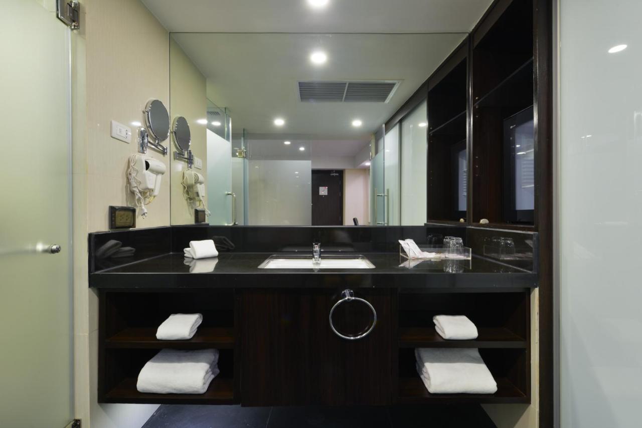 Deluxe Double Room,1208951908:JPEG