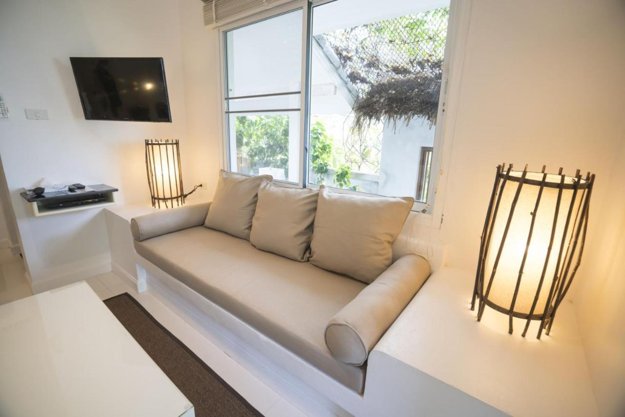 Suite with Garden View,1025608135:JPEG