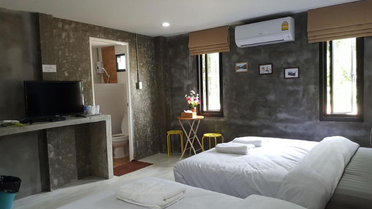Standard Queen Room Two Queen Beds