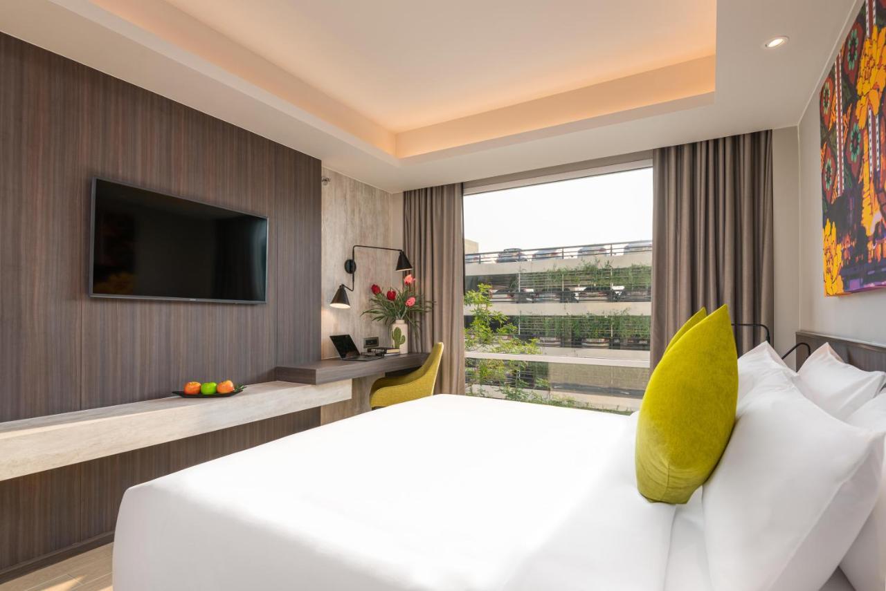 Superior Room Garden View King Room