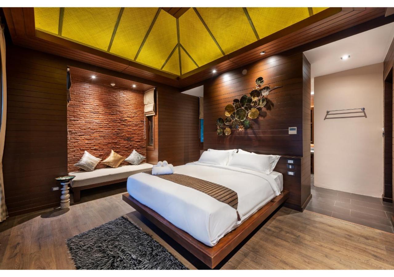 Suite Junior con jacuzzi y vistas al mar