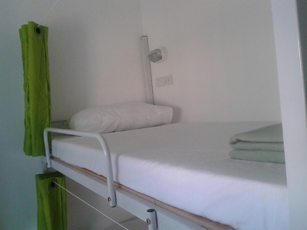 Cama en habitación compartida mixta de 8 camas