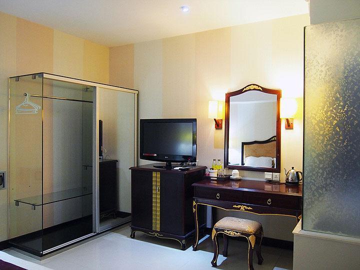 Superior Double Room,113107401:JPEG