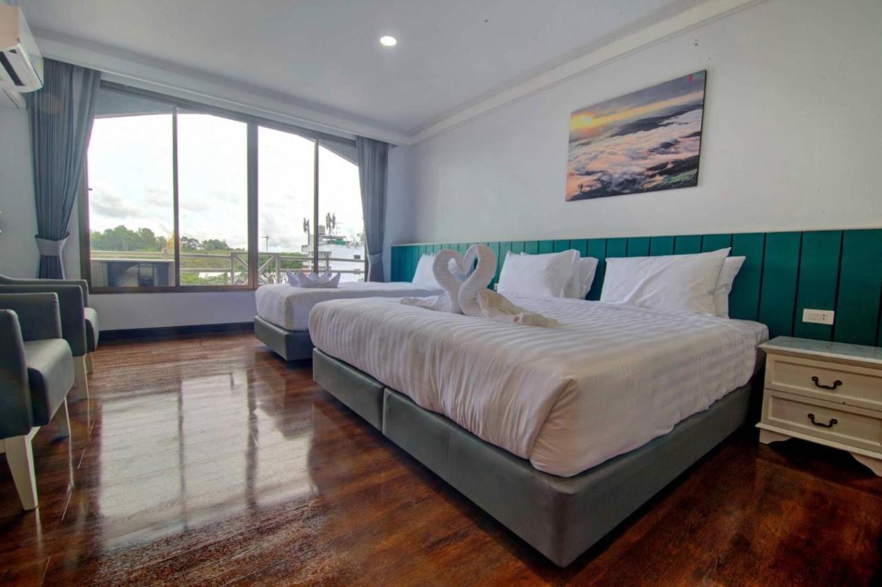 Executive Triple Room