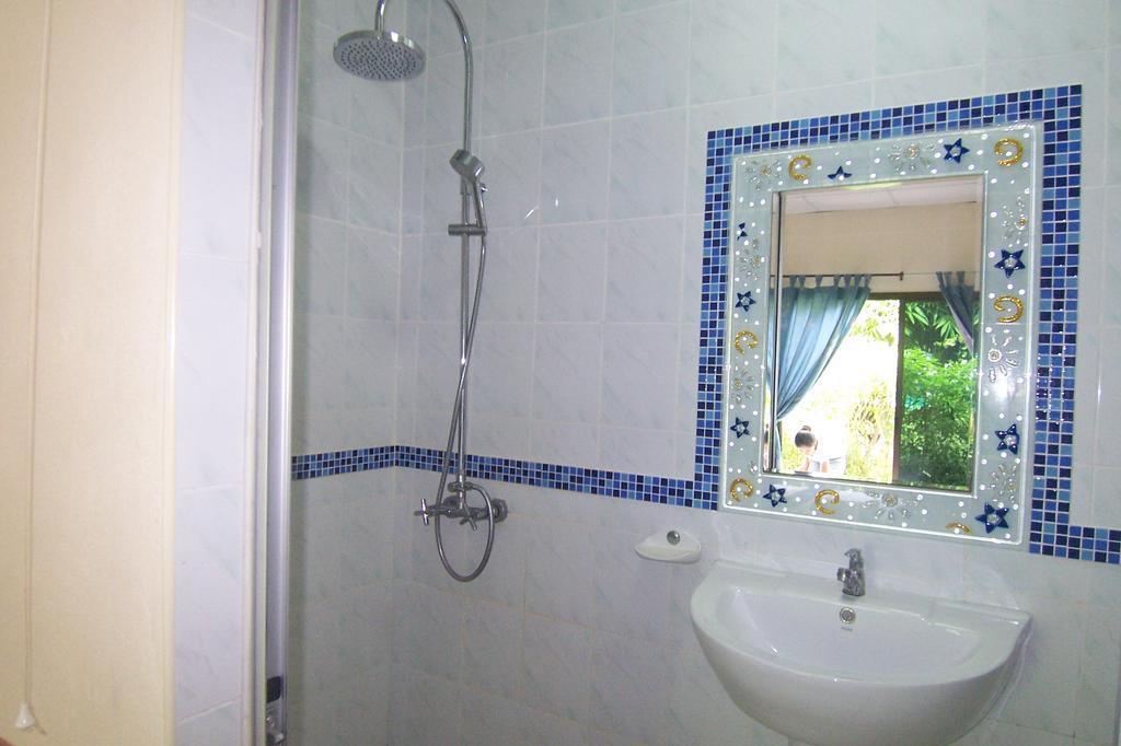 King Room with Air-Conditioning