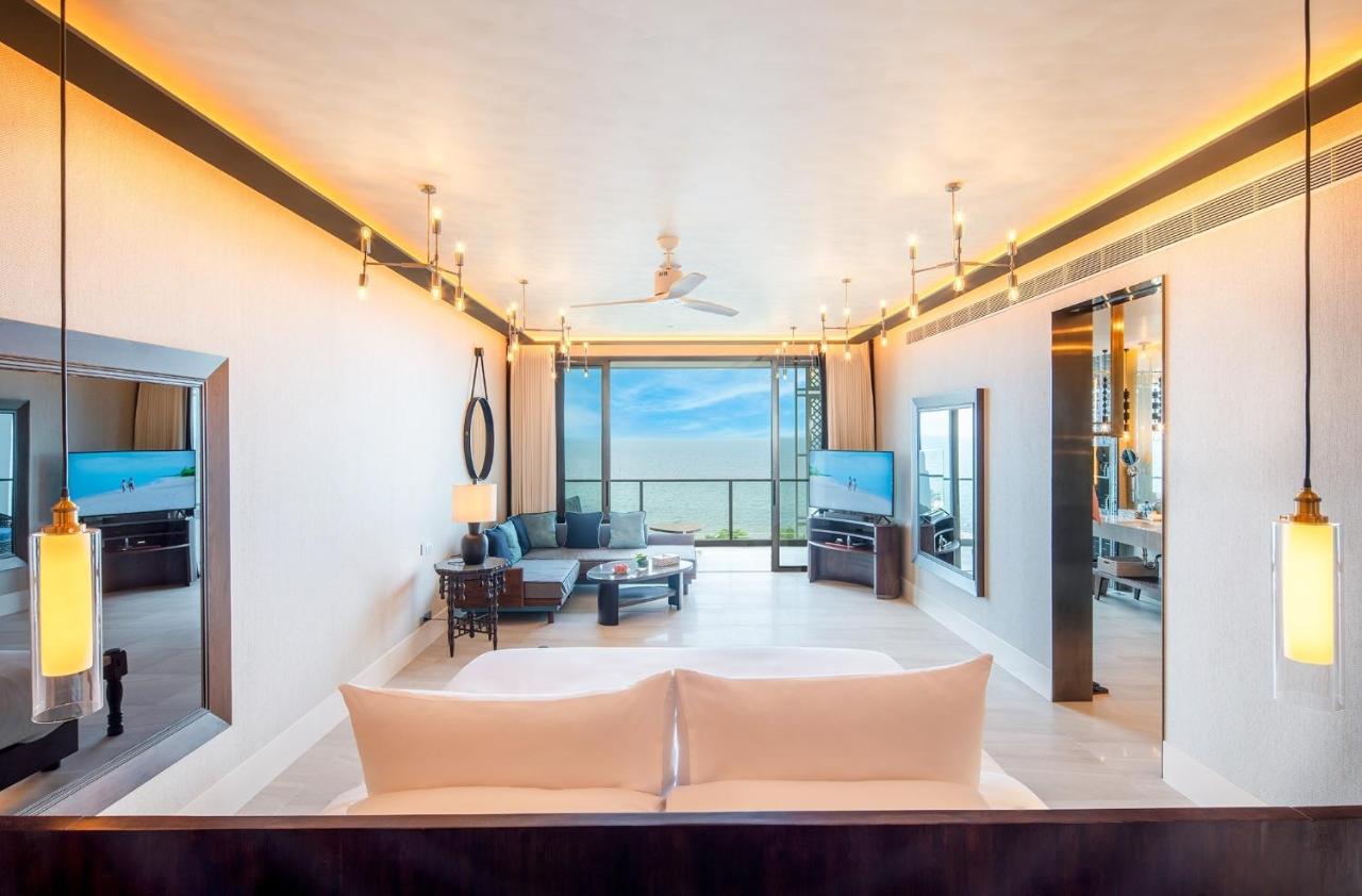 BaBa Grand Ocean Suite Corner