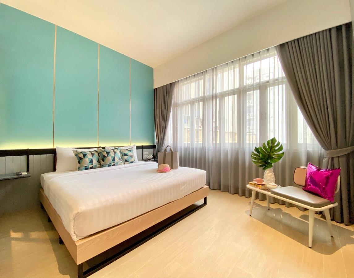 Premier King Room