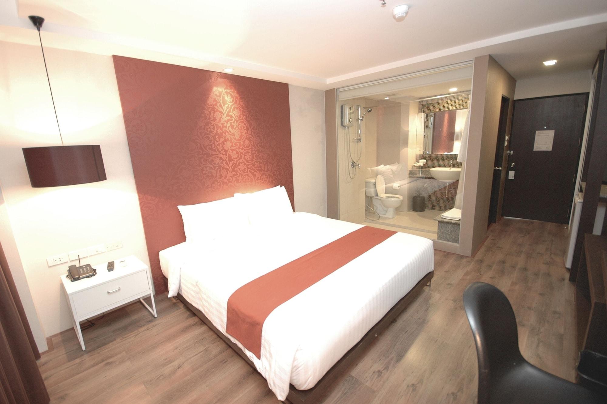Superior Double Room Lower Floor Late check out if available