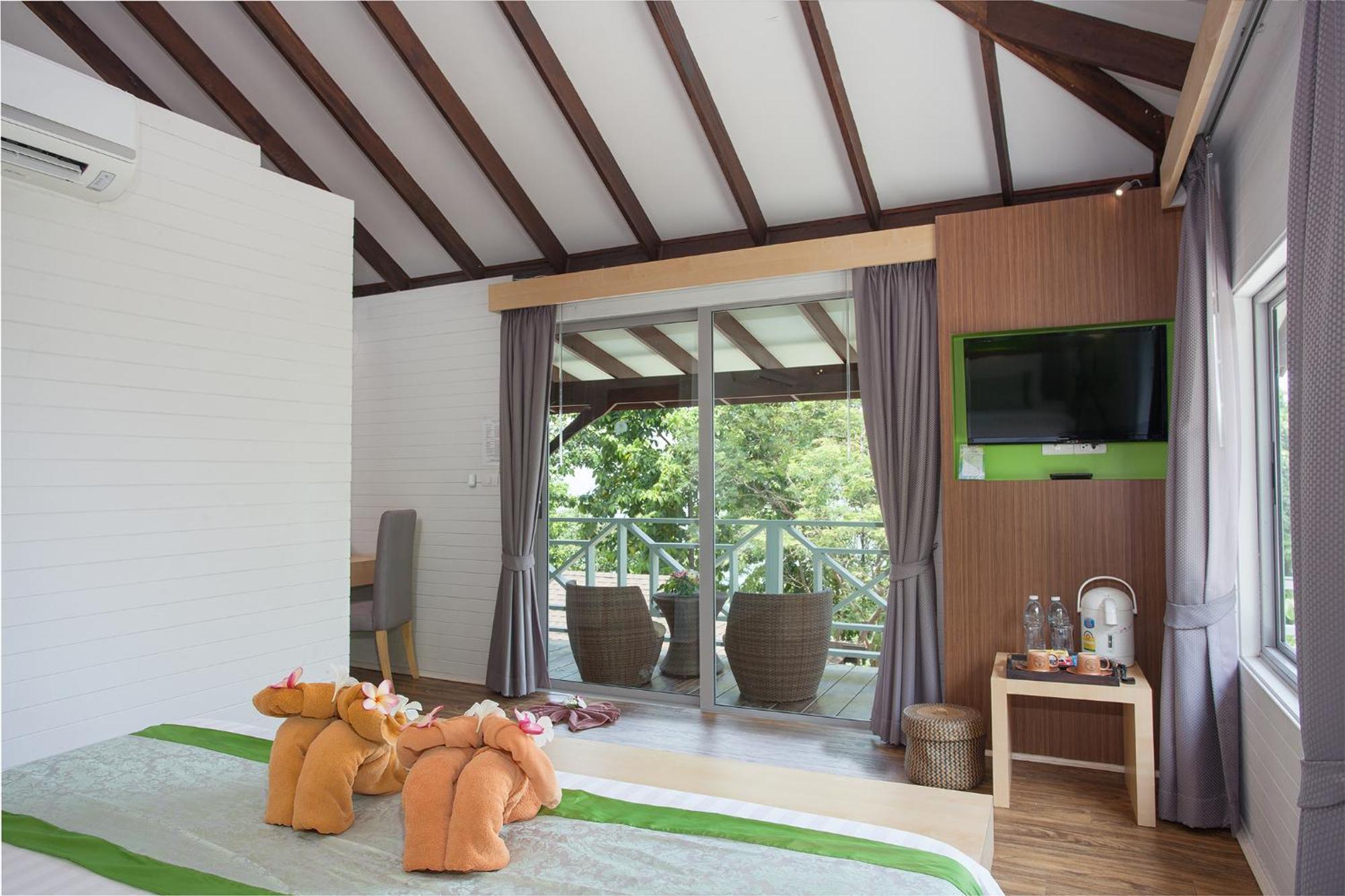 Superior Double or Twin Room,1208825620:JPEG