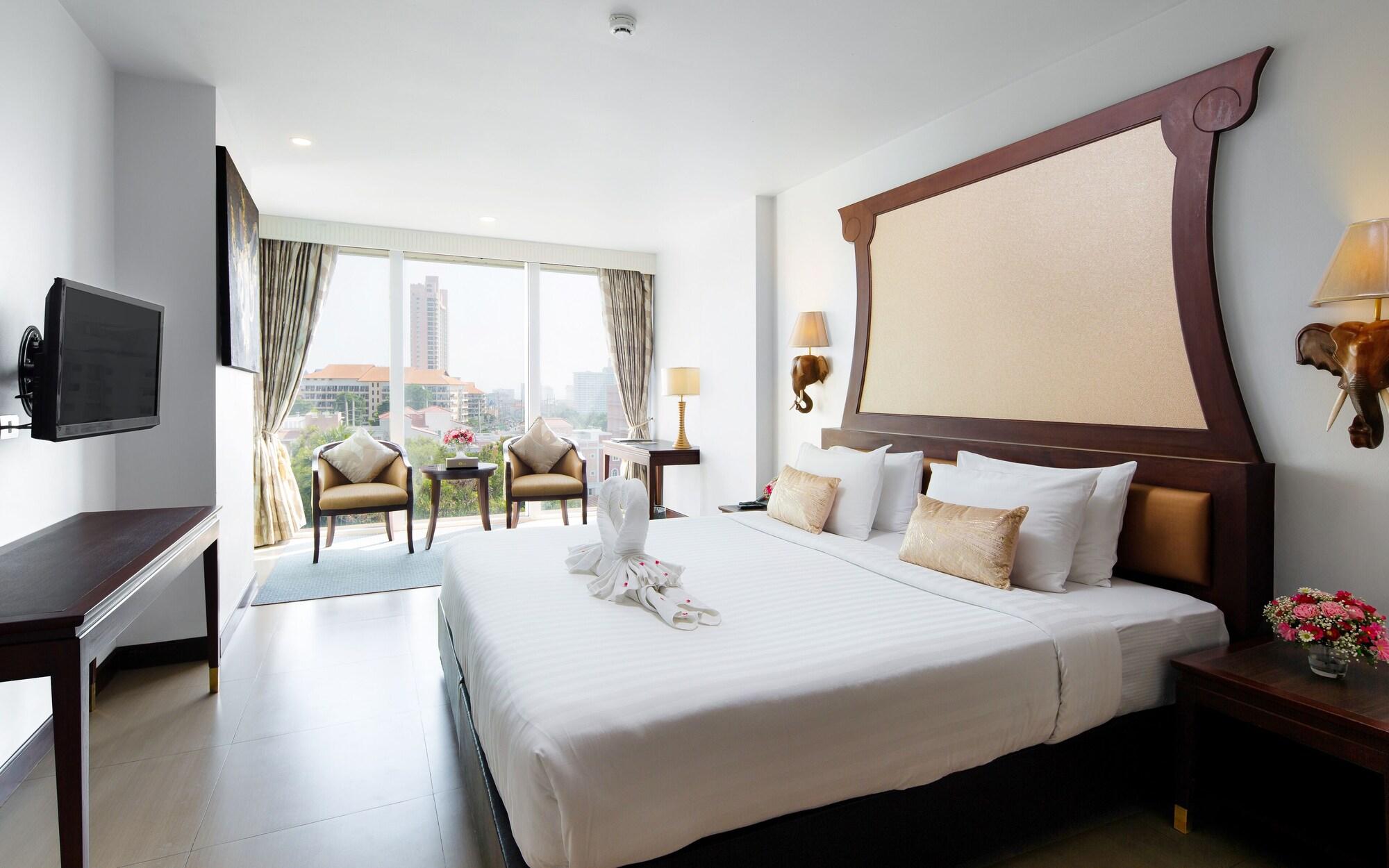 Deluxe Double or Twin Room,1208880391:JPEG