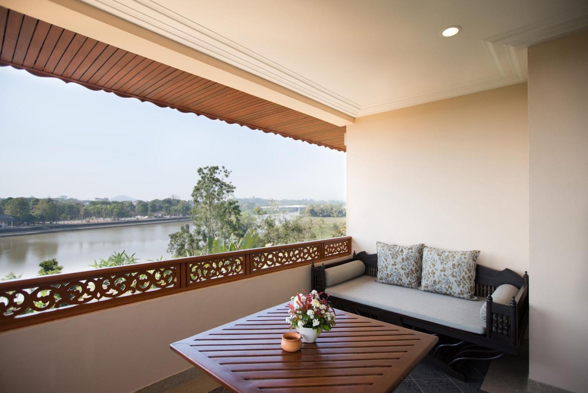Balcony River View Suite