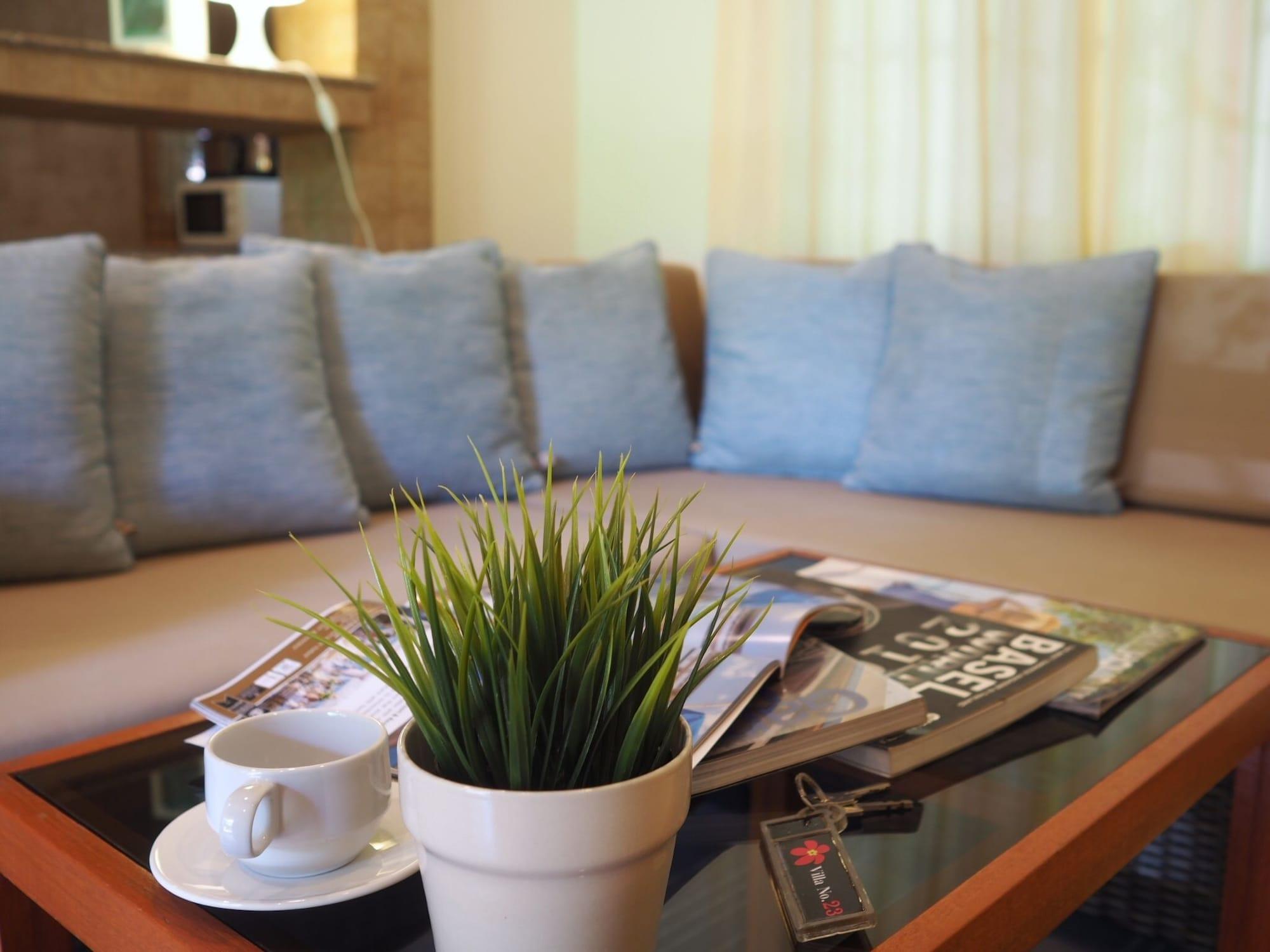 Superior Bungalow (Garden Side)