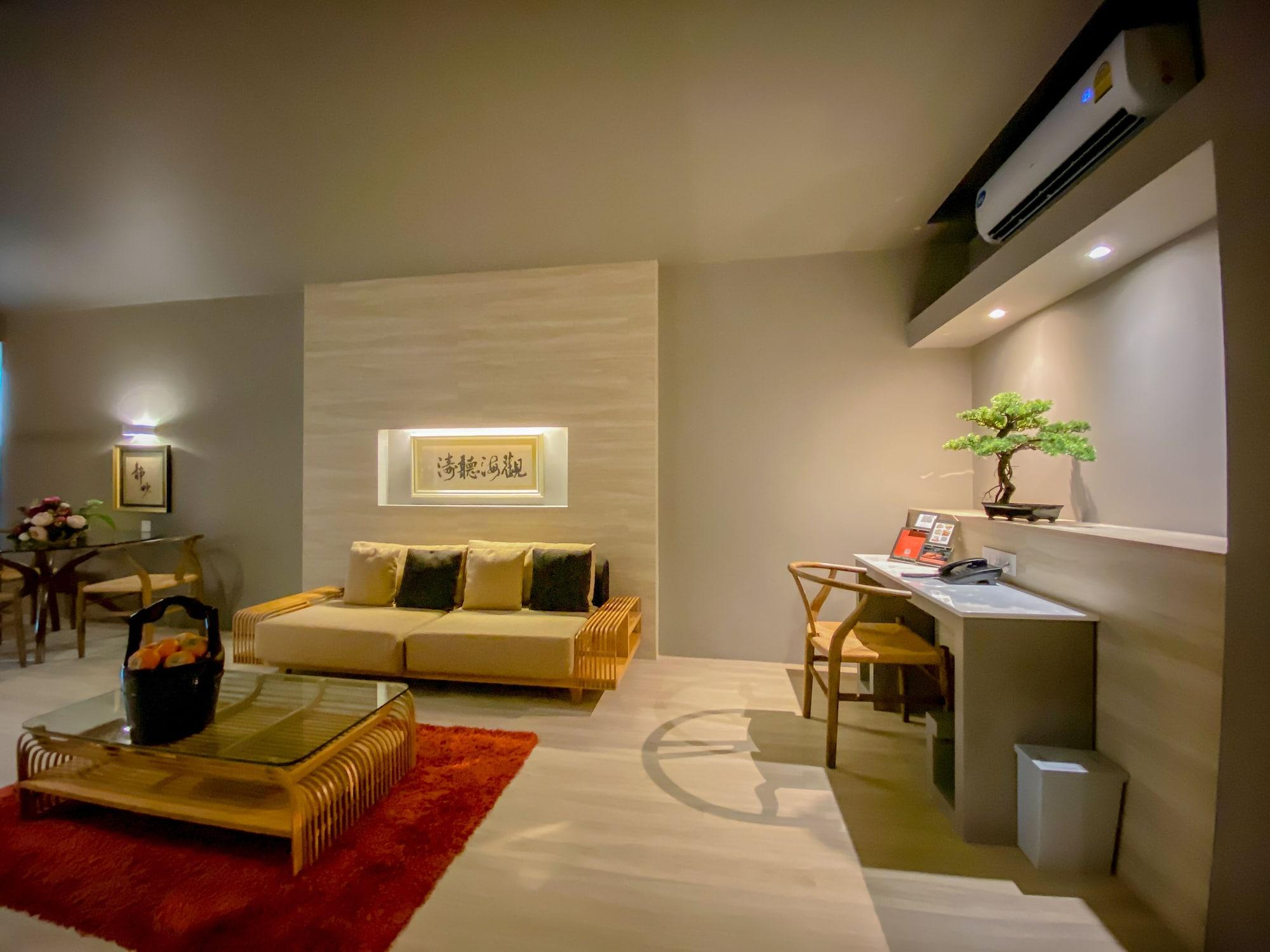 Executive Suite