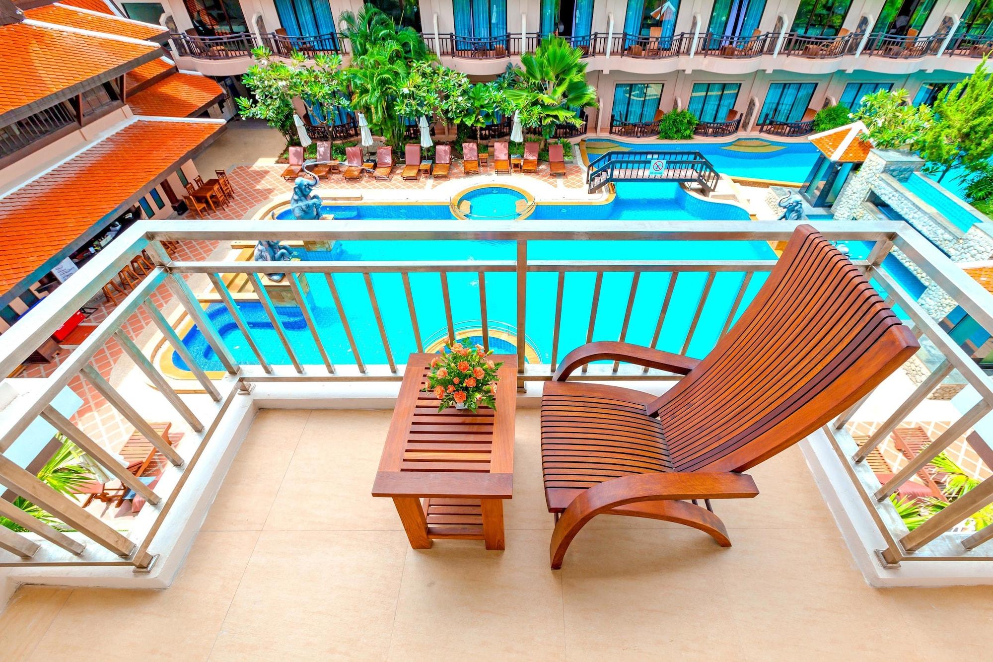 Grand Deluxe Double or Twin Room Pool View