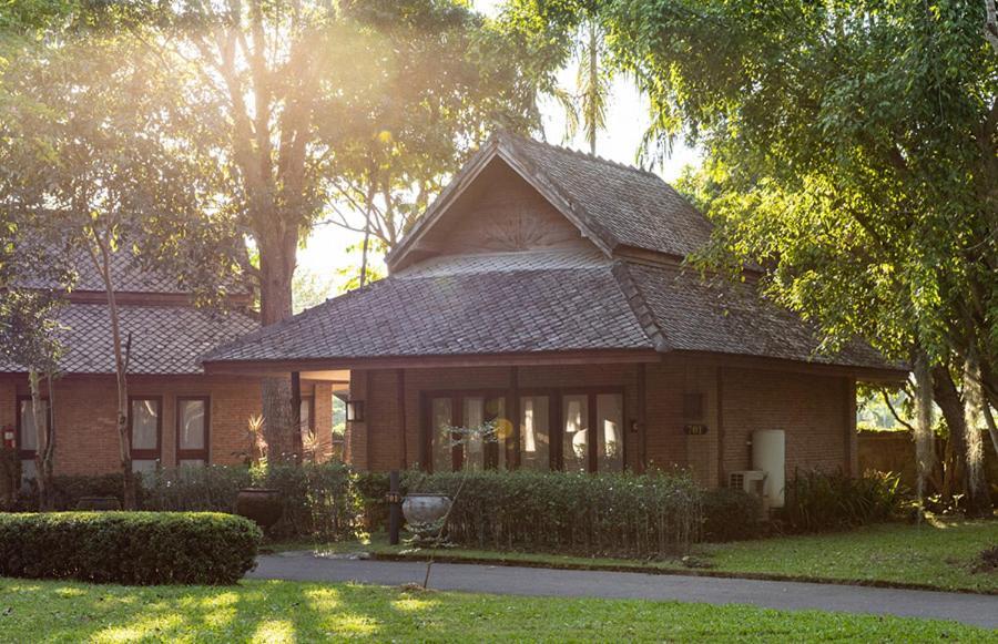 Superior Cottage