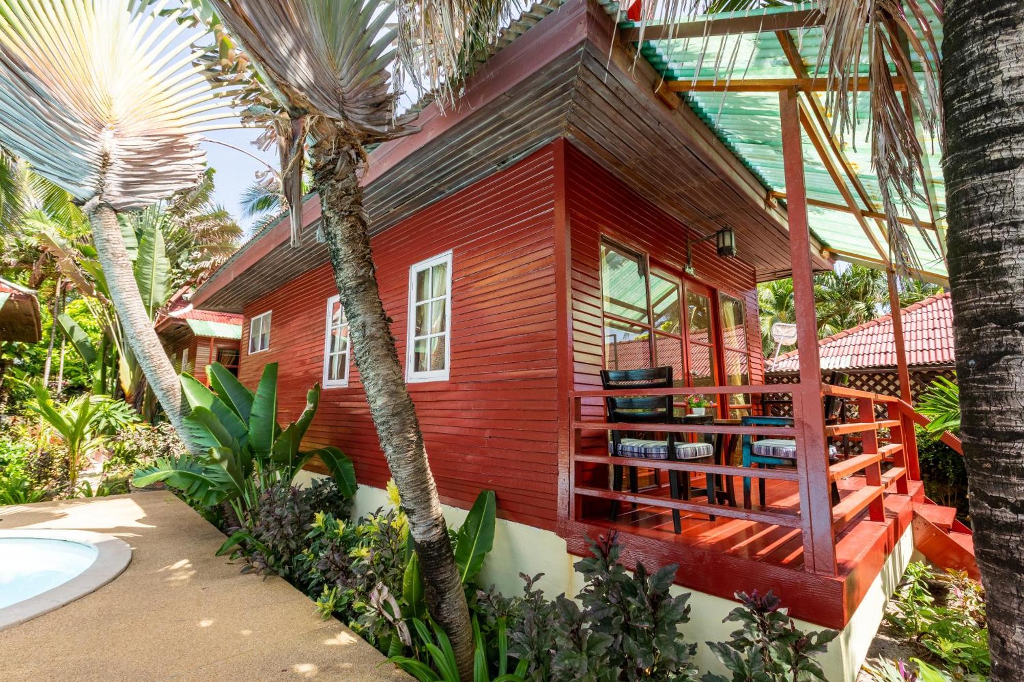 Deluxe Bungalow Garden View