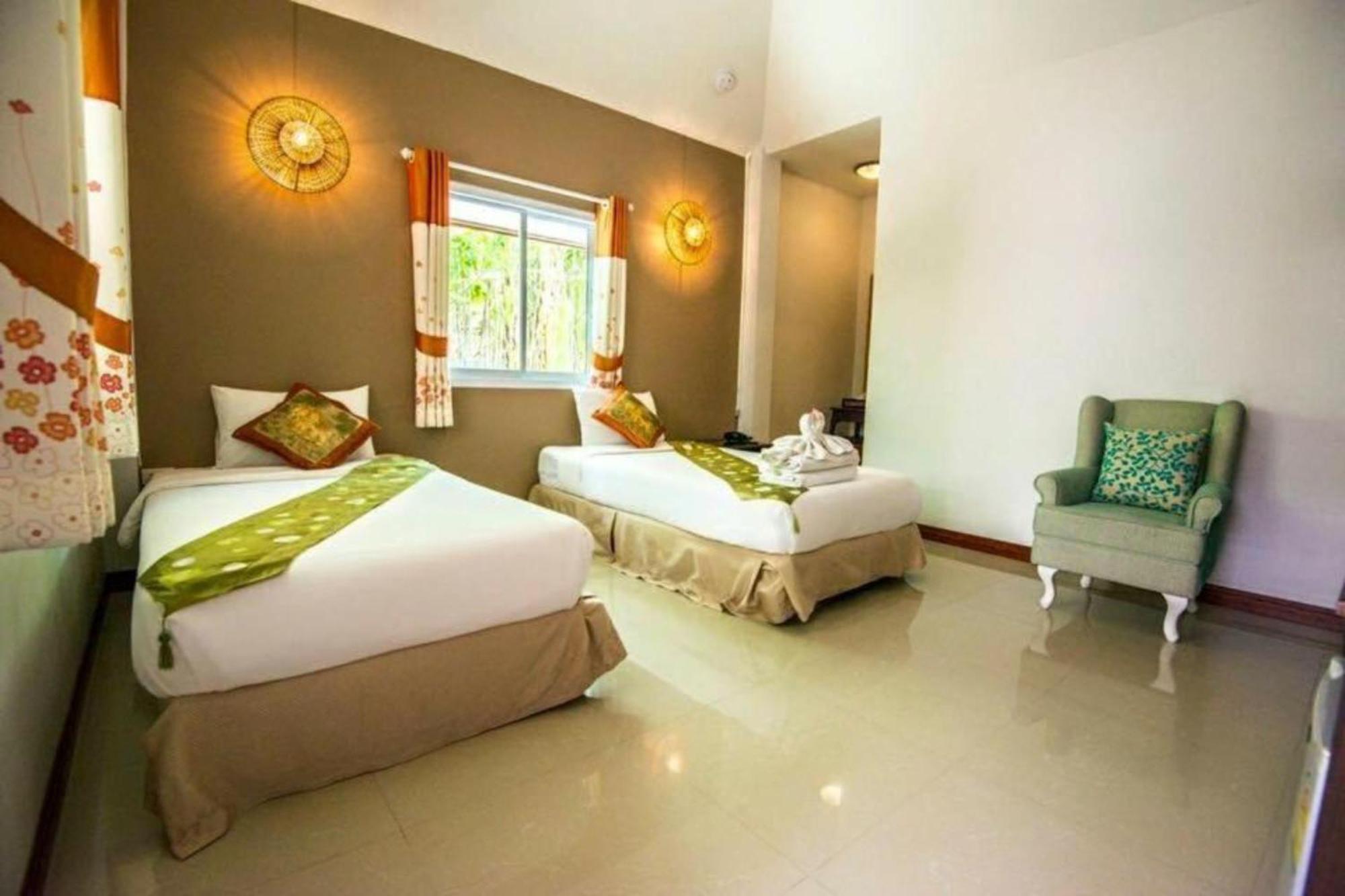 Chambre Lits Jumeaux avec Salle de Bains Privative