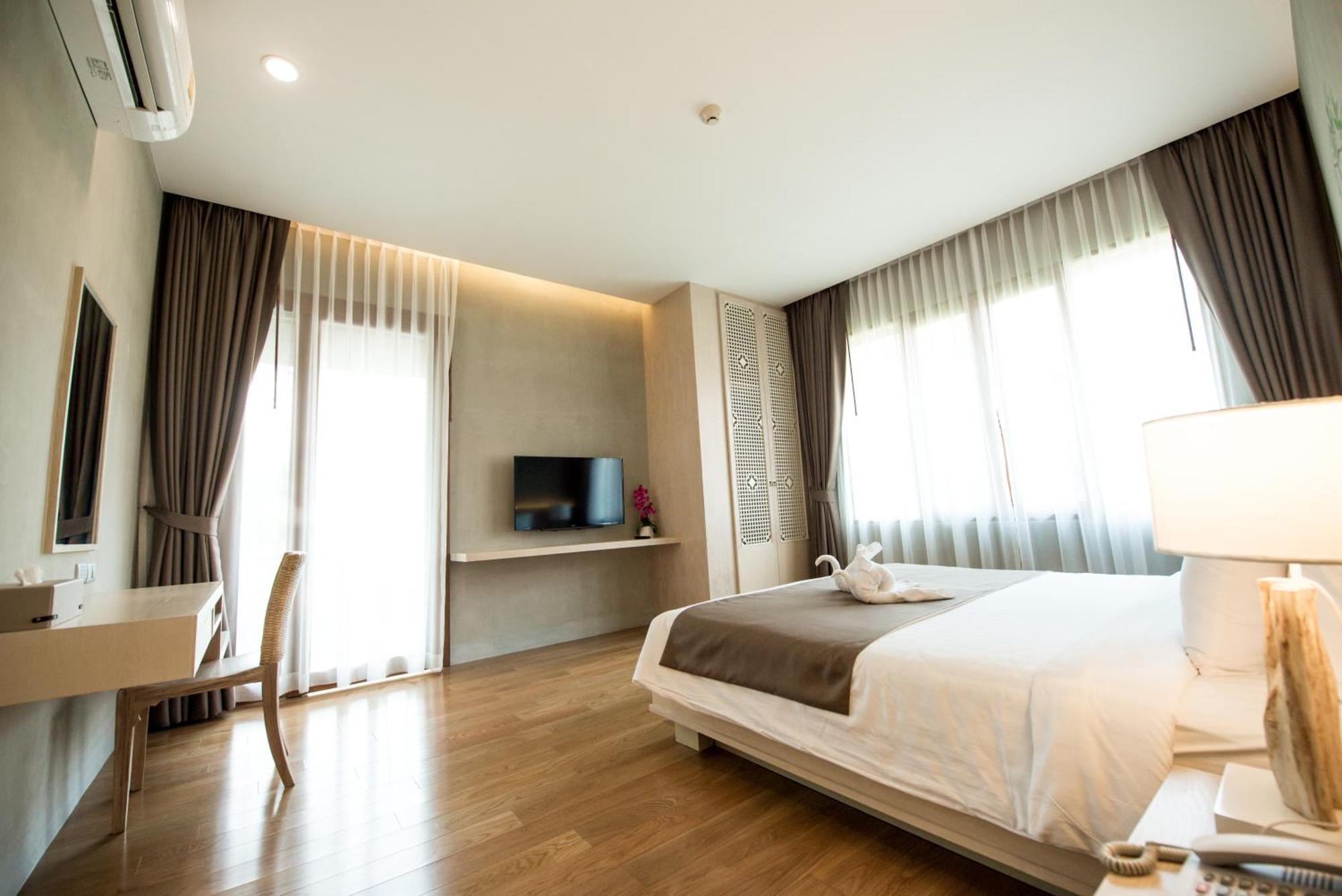Family Suite Balcony