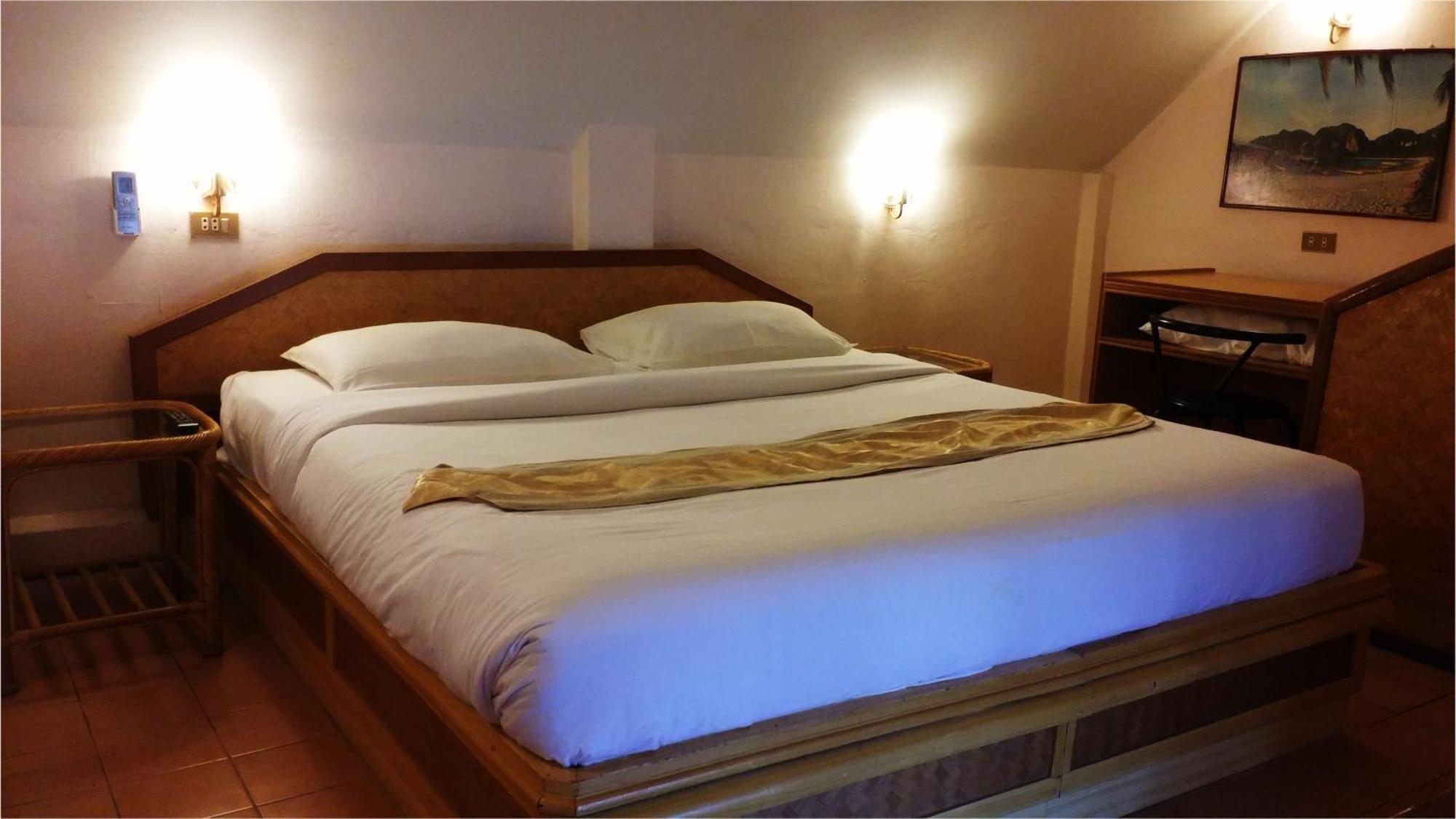 Grand Deluxe Double Room