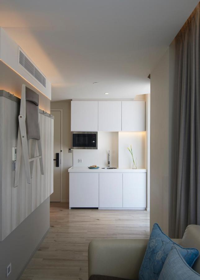 Superior King Room,1231147646:JPEG