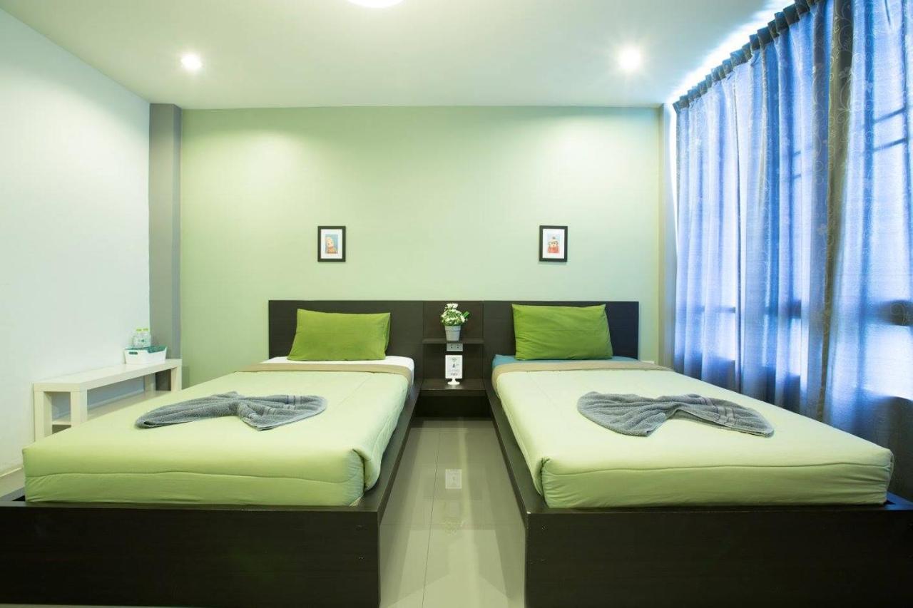 Twin Room Private Bathroom