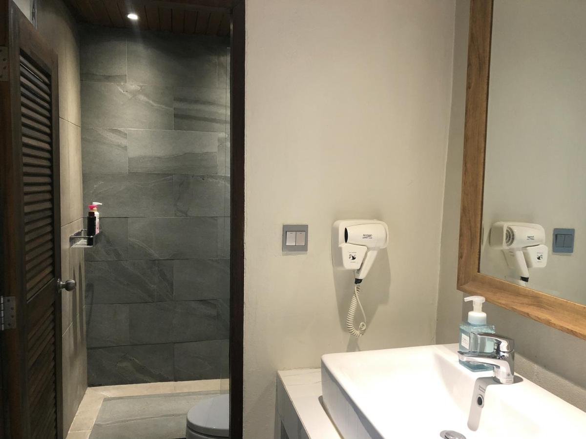 Standard Triple Room (Building A)