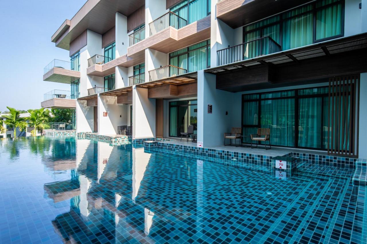 Deluxe Twin Room with Pool Access,1593721373:JPEG