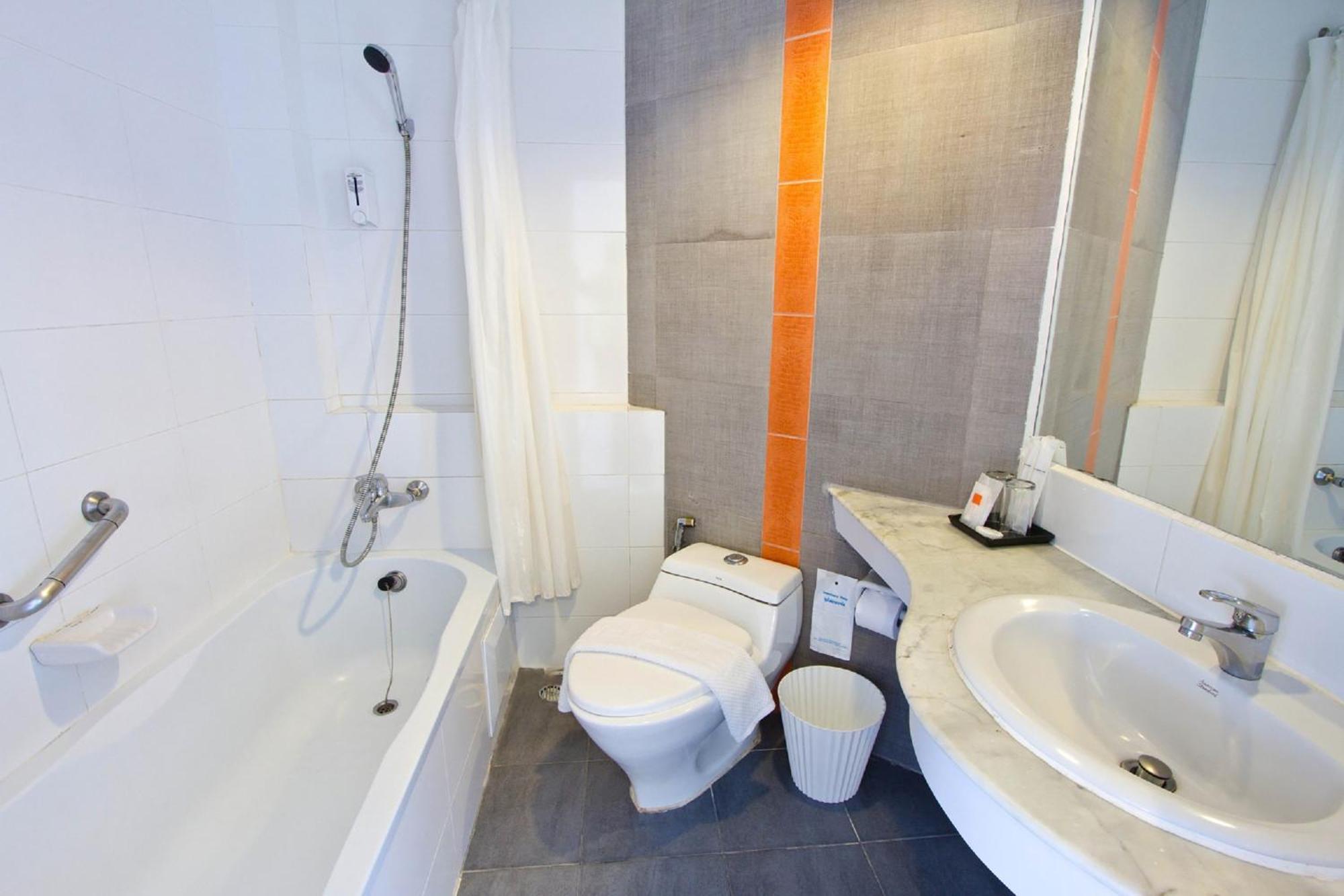 Deluxe Tweepersoonskamer met 2 Aparte Bedden
