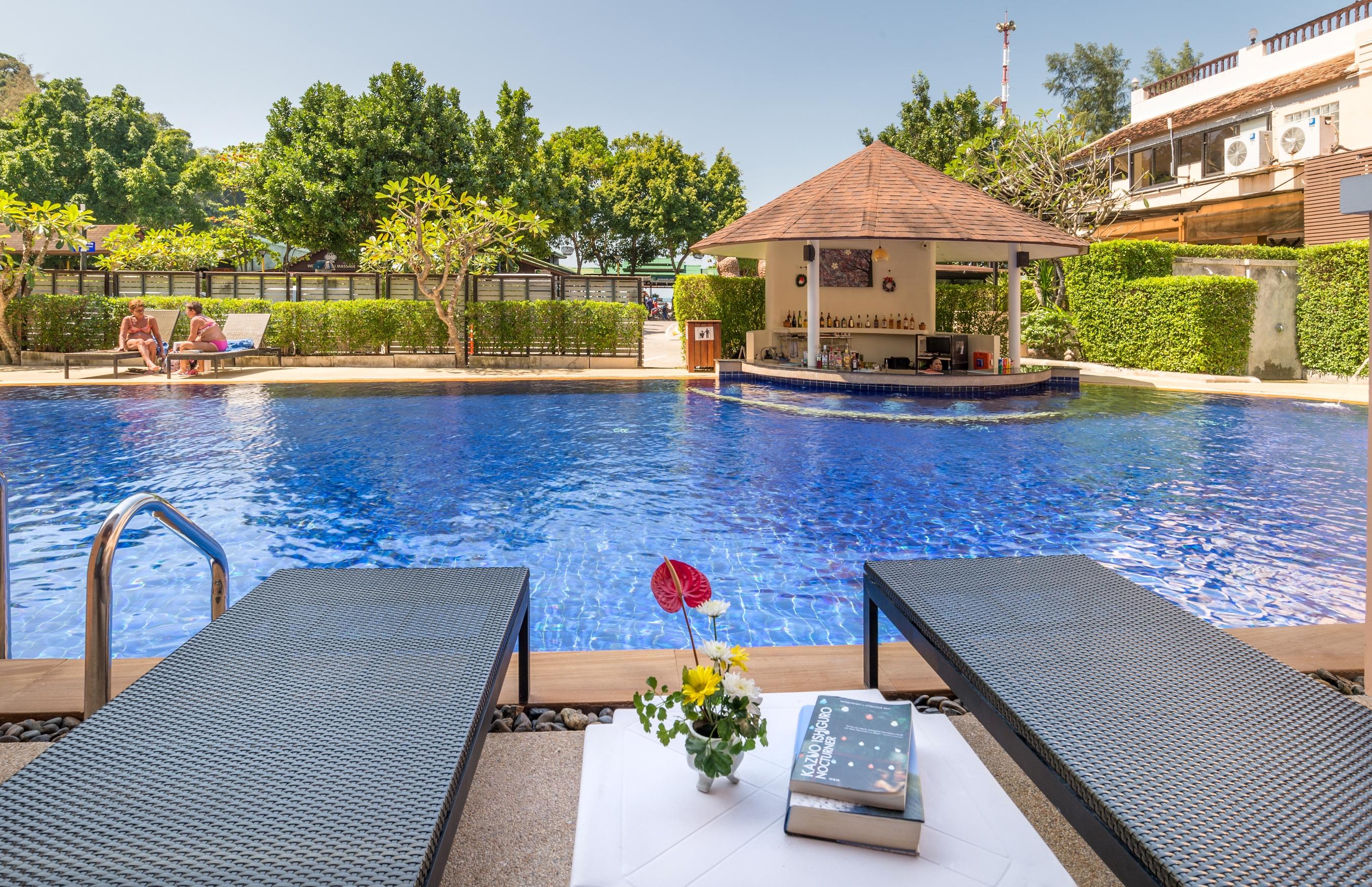 Double Room with Pool Access