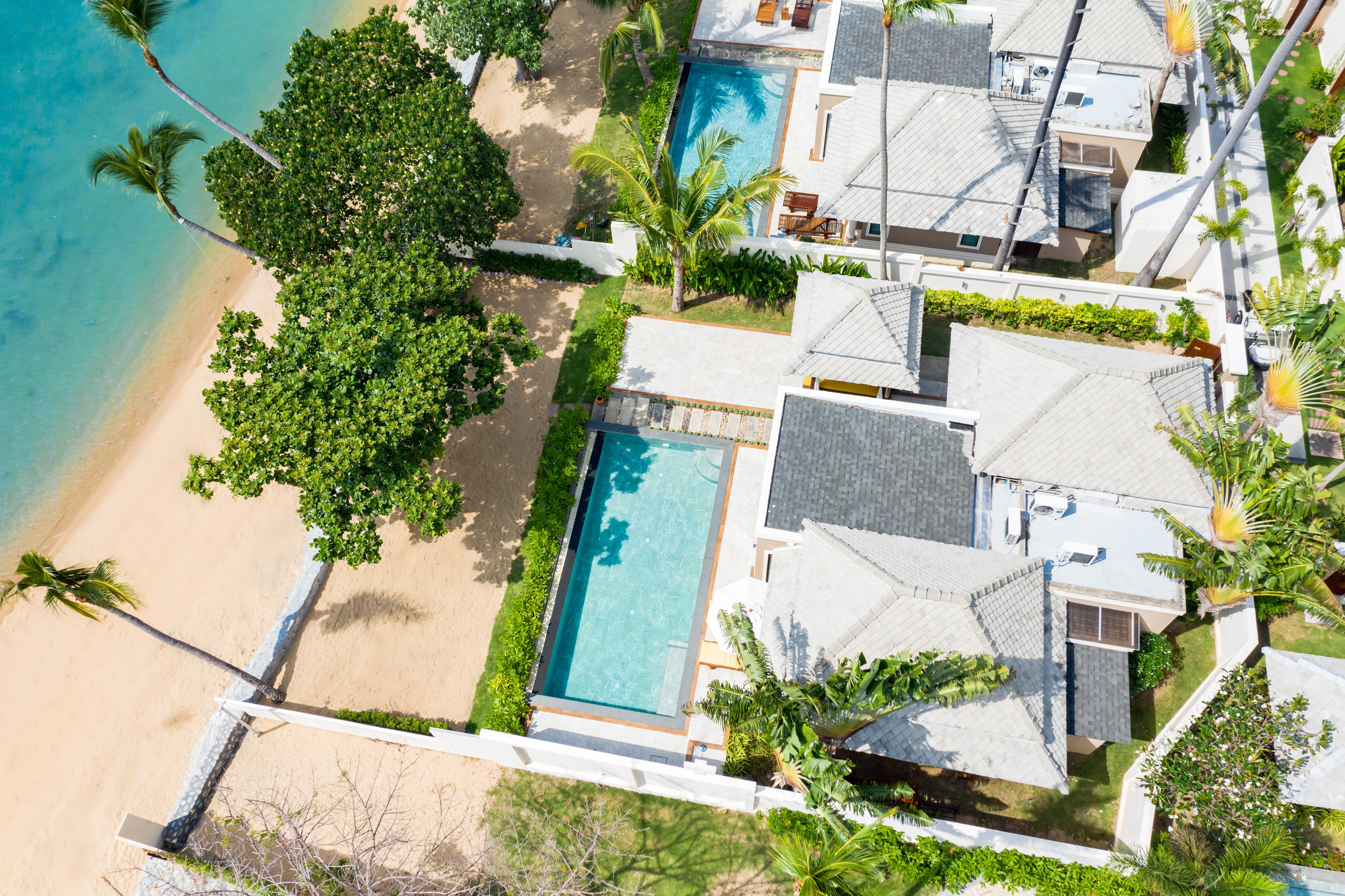 2 Bedrooms Beachfront Pool Villa