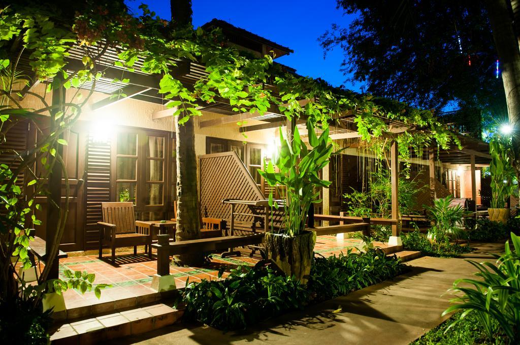 Superior Room Garden View
