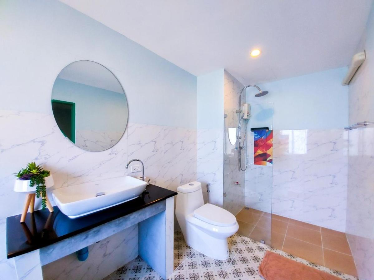 Triple Room with Pool View