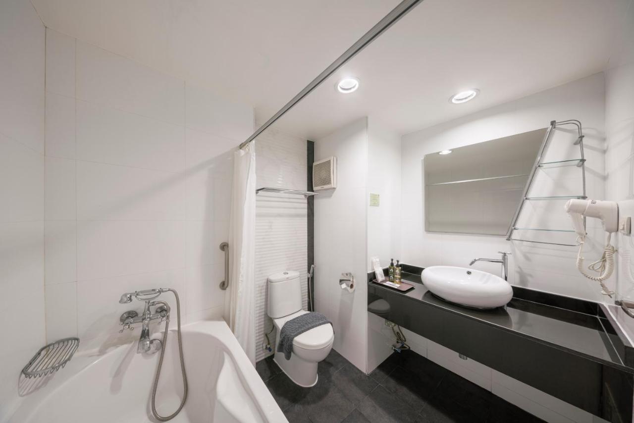 One-Bedroom Suite