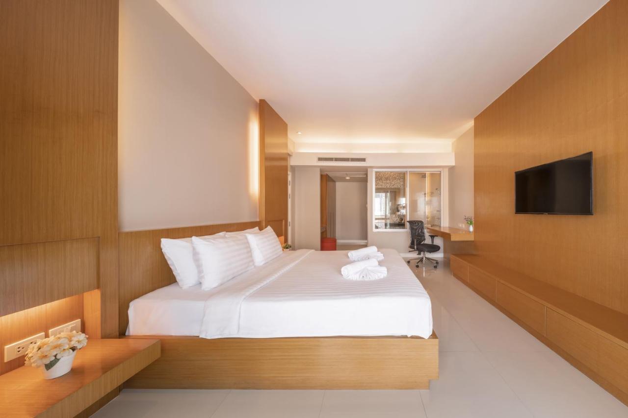 One-Bedroom Suite