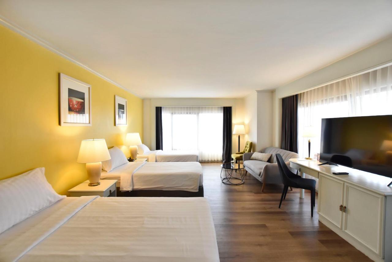 Junior Suite City View
