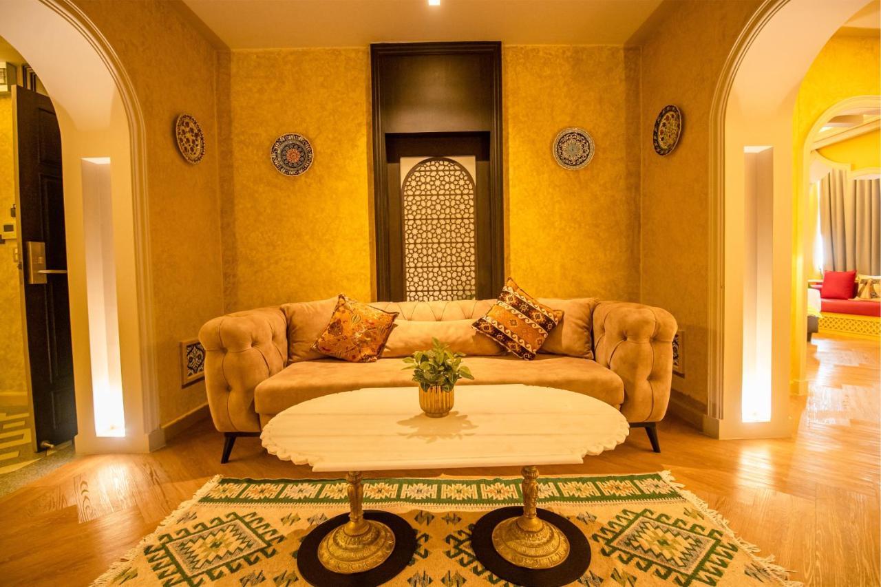 Amman Family Deluxe