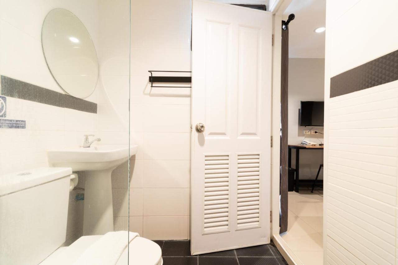 Deluxe Double Room Private Bathroom