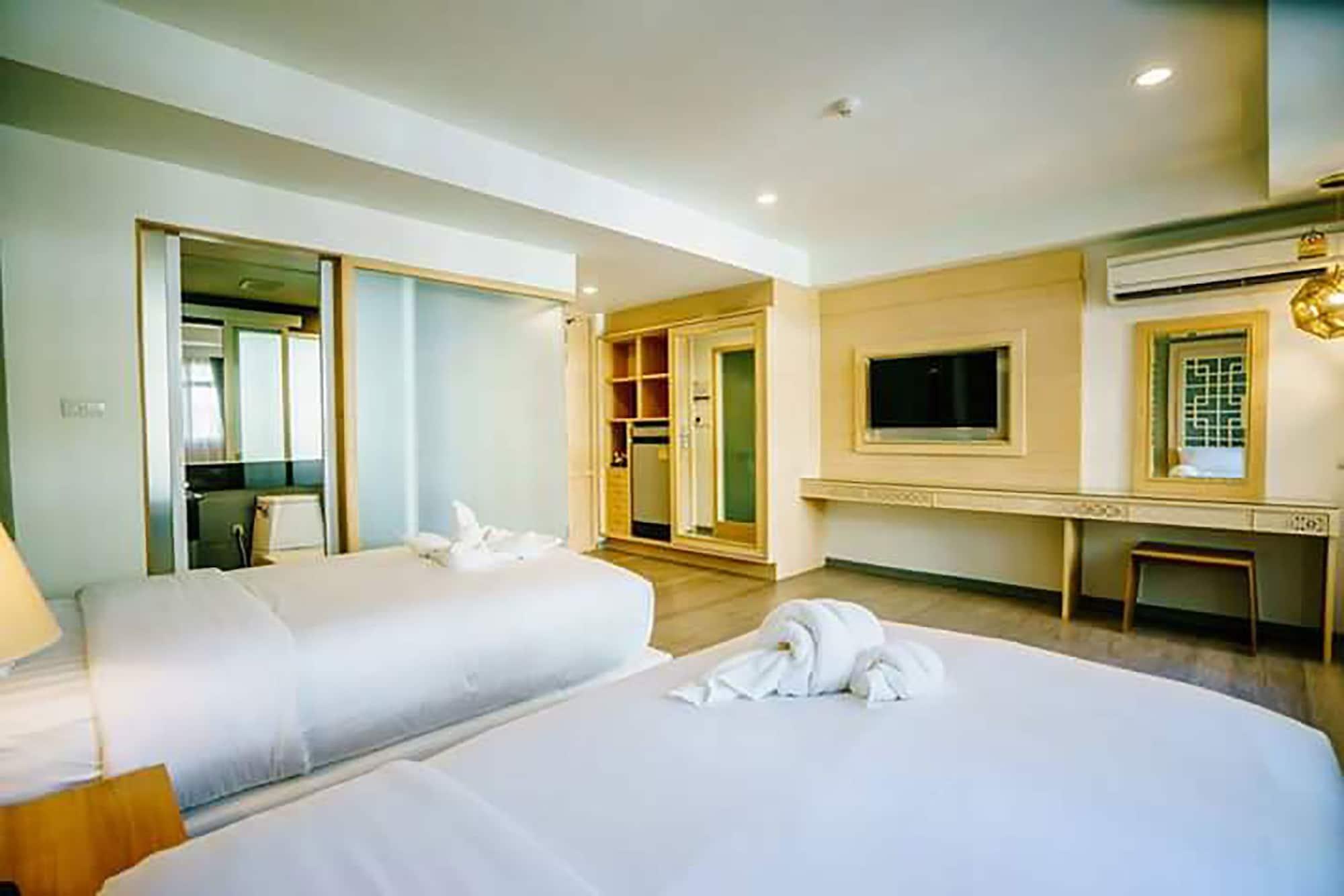 Deluxe Twin Room