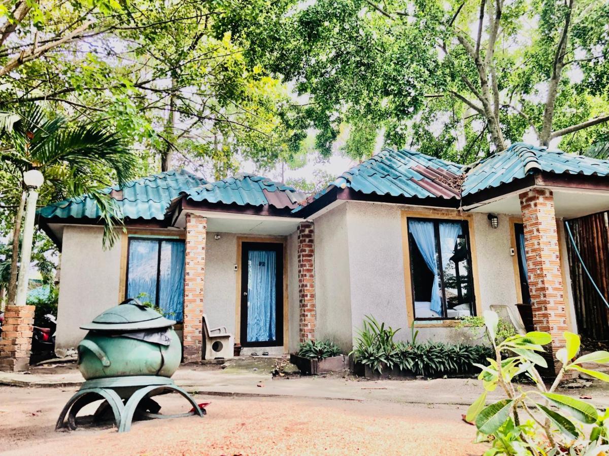 Superior Bungalow
