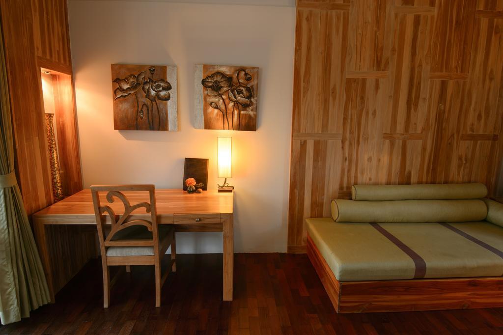 Honeymoon Bungalow with Sea View