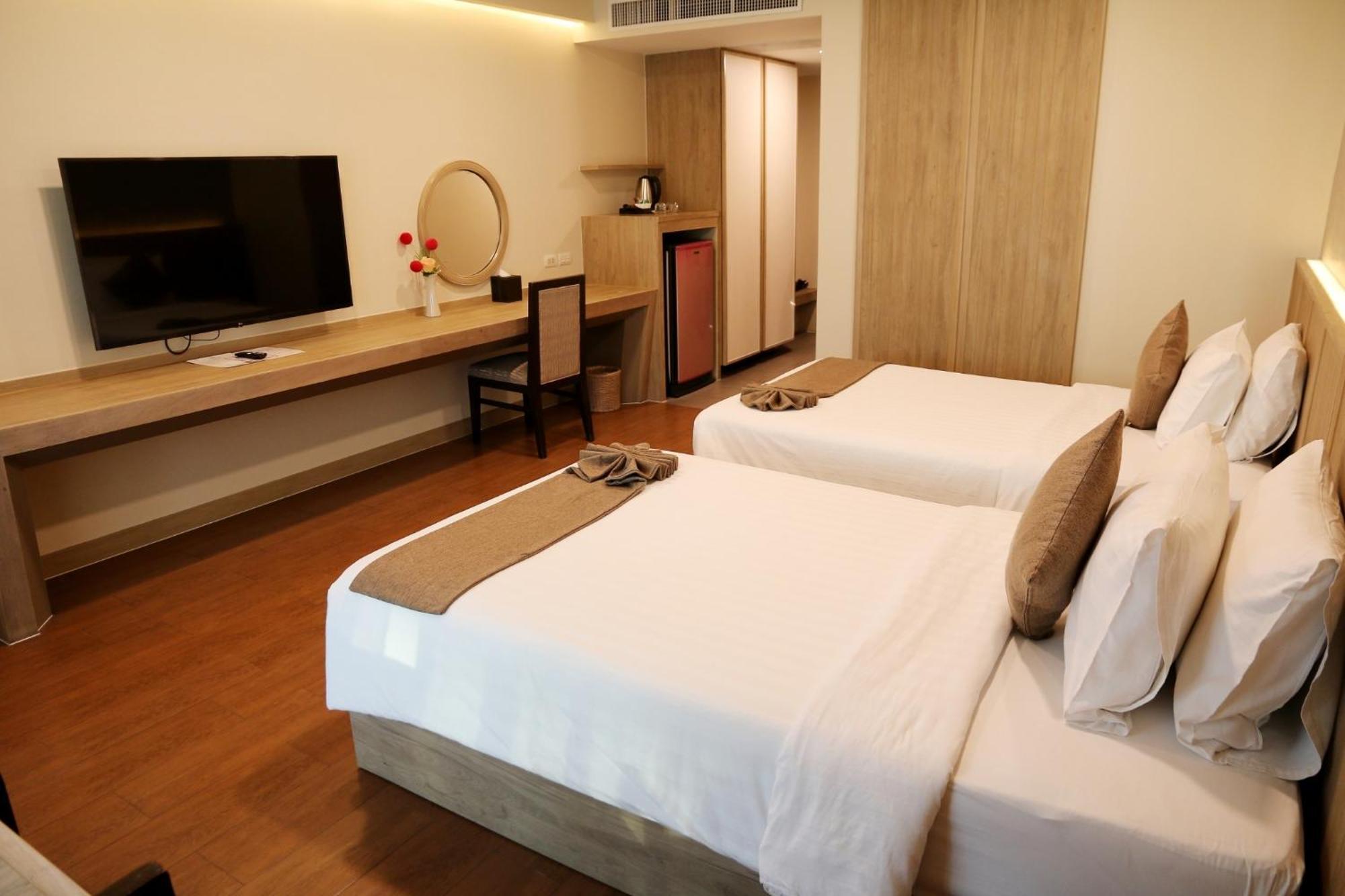 Deluxe Double or Twin Room