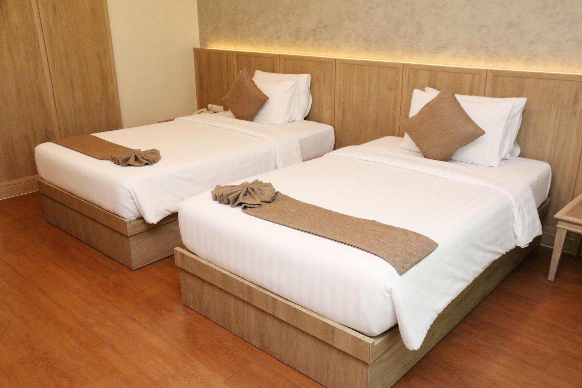 Deluxe Double or Twin Room