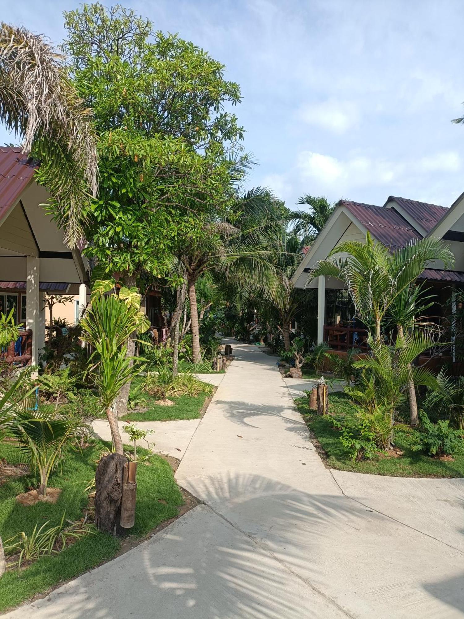Deluxe Double Room with Balcony and Sea View