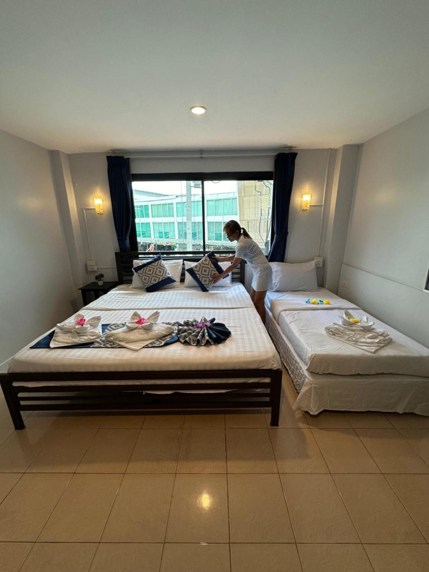 Triple Room Private Bathroom