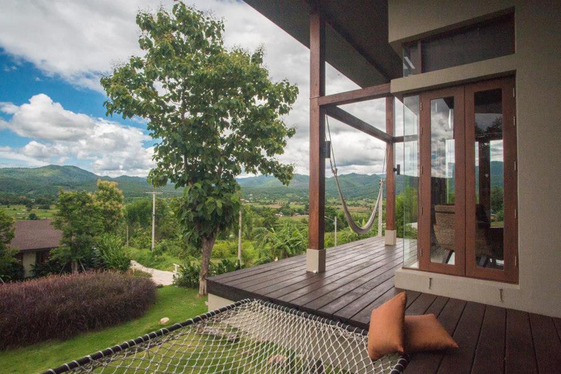 One-Bedroom Grand Villa Mountain View