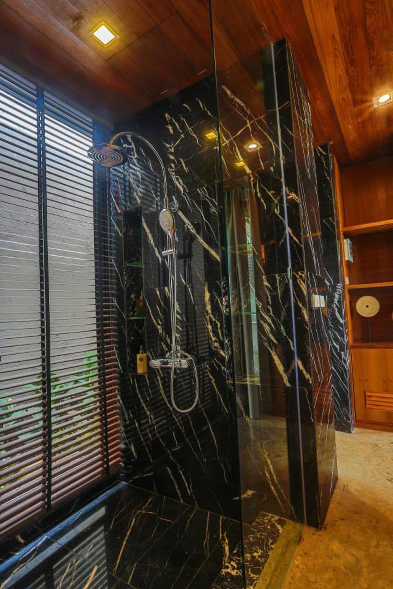 Mystic King Room