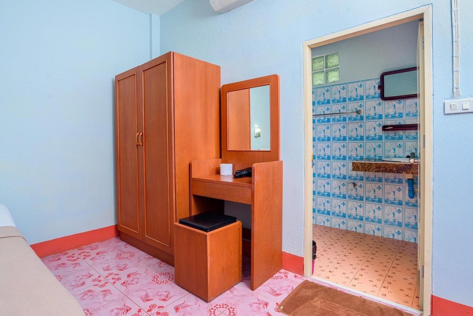 Double Room Mountain View