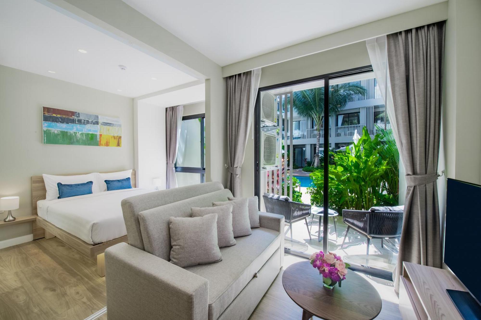 Grand Deluxe Suite mit Poolterrasse