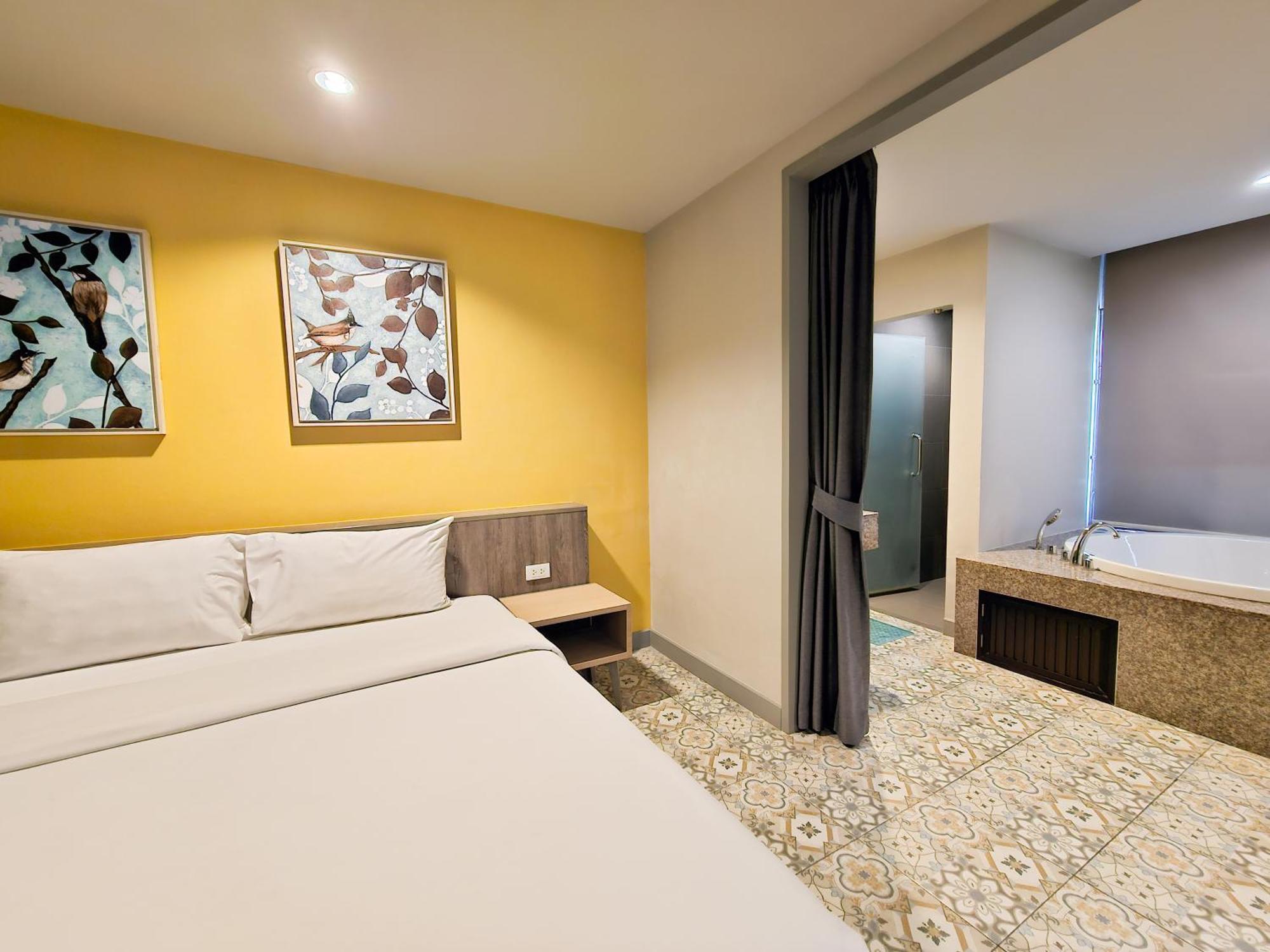 Double Room Spa Bath
